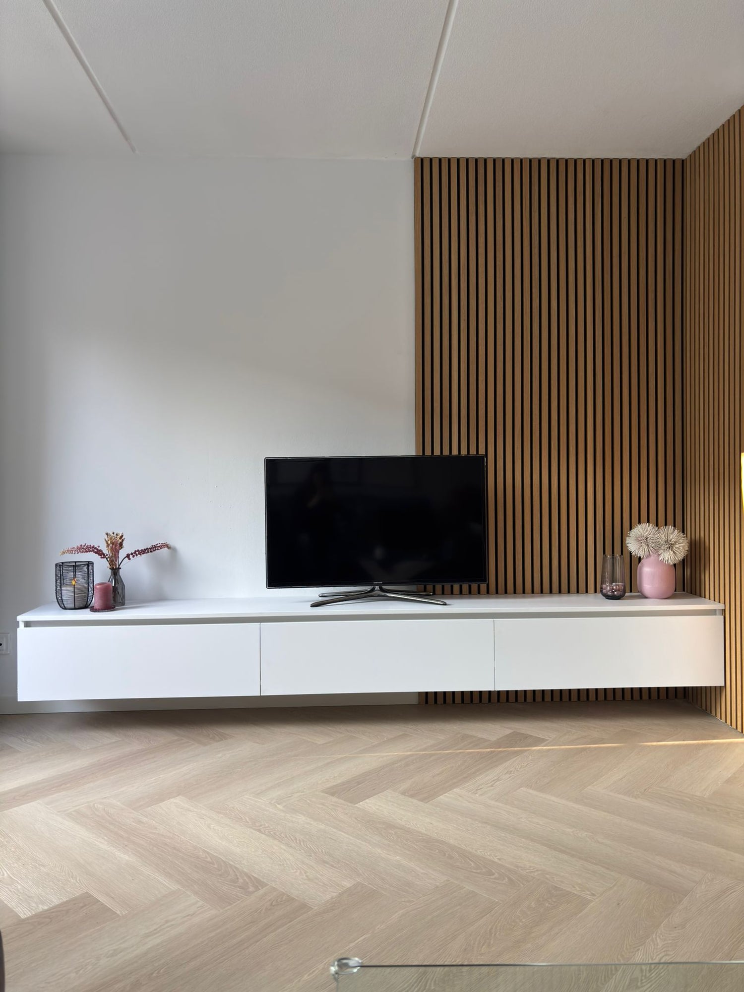 TV-meubel en cinewall